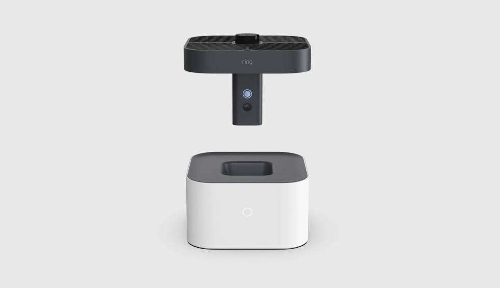 Ring presenta un pequeño dron con cámara capaz de vigilar toda la casa .